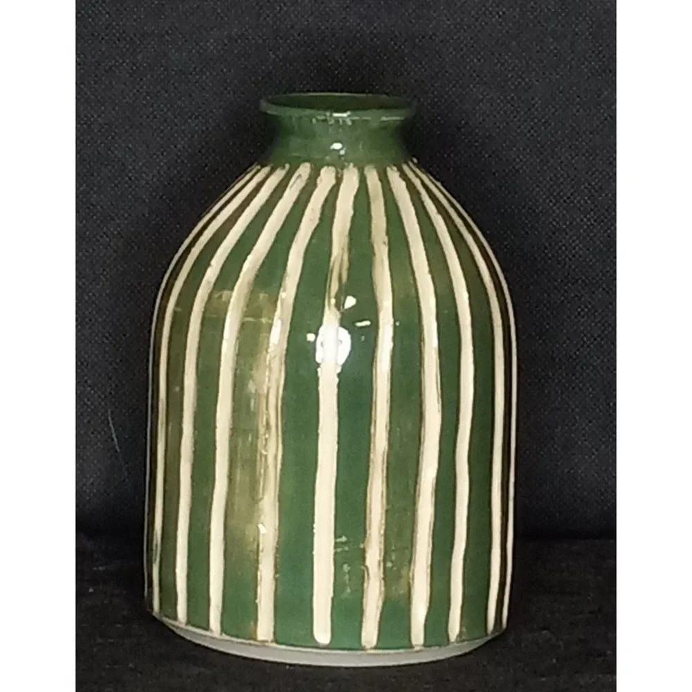 Ribbed‎ Green and White Studio Pottery Vase Pot Signed by Artist RH